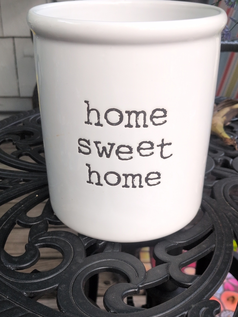 White "Home Sweet Home" Ceramic Utensil Holder